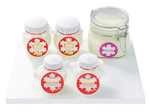 お歳暮のセットで人気のギリシャヨーグルト